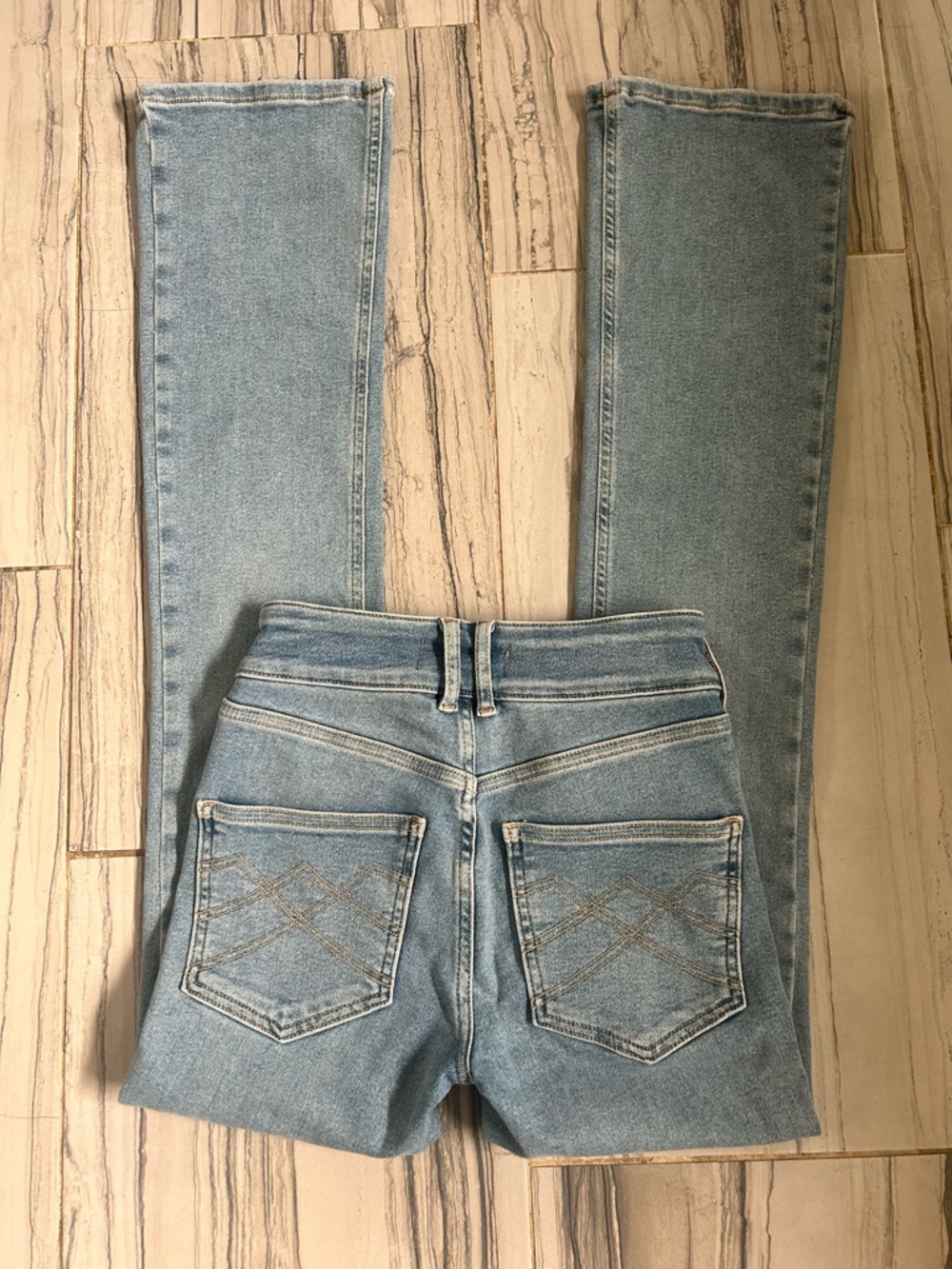 EUC We The Free Shayla Mid Rise Skinny Flare Stretch Bootcut Jeans - Picture 4 of 16